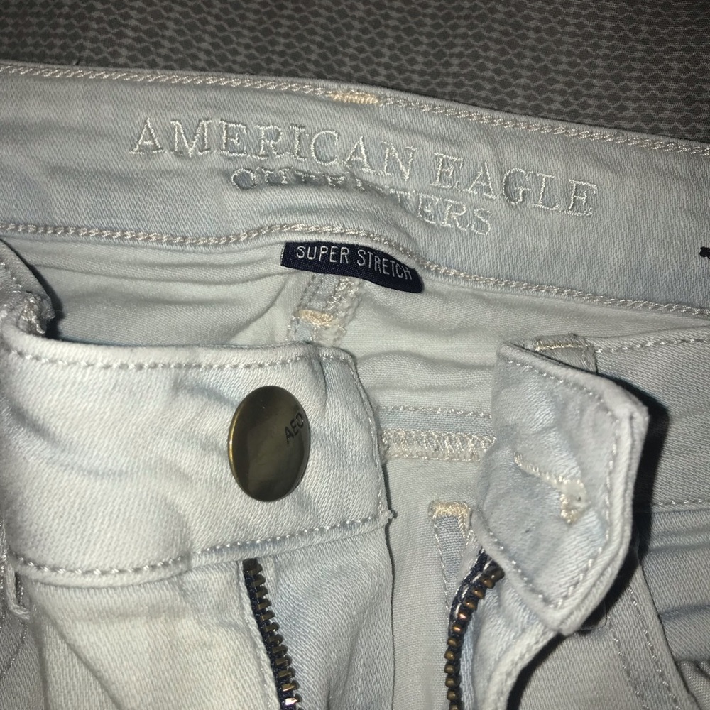 american eagle ripped skinny jeans - Picture 3 of 6